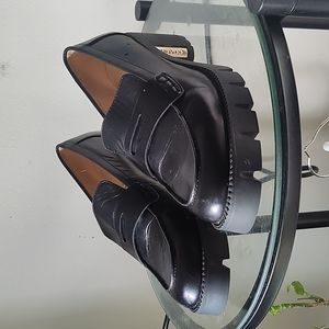 Coach loafer in good condition